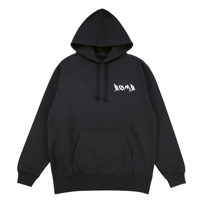 B.O.M.B＞フーディー（BLACK）｜TREASURE｜mu-moショップ