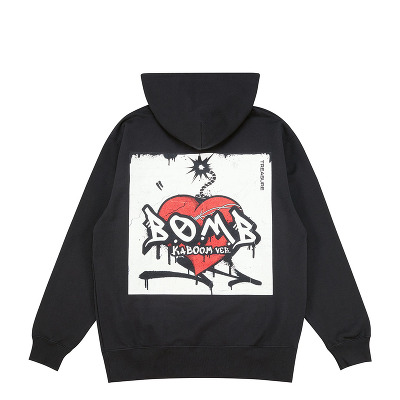 B.O.M.B＞フーディー（BLACK）｜TREASURE｜mu-moショップ