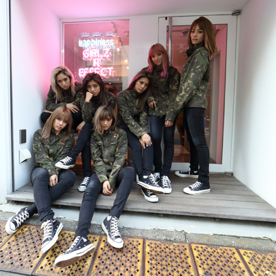 GIRLZ N' EFFECTiCD+X}vj