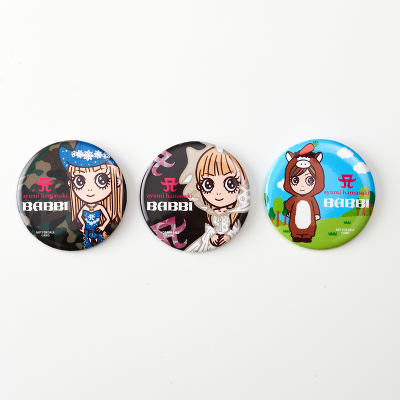 【ayu×BABBI】 クランブルクランチ アソート オリジナルミニバニティポーチセット (缶バッジ付 全3種ランダム)