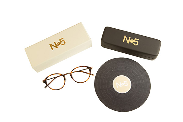 Nissy Eye Wear サングラス　プレミア